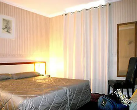 Hotel Marena Parigi